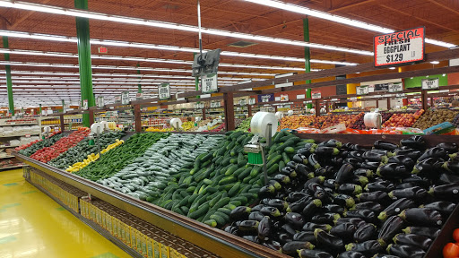 Grocery Store «Valli Produce of Glendale Heights», reviews and photos, 155 E N Ave, Glendale Heights, IL 60139, USA