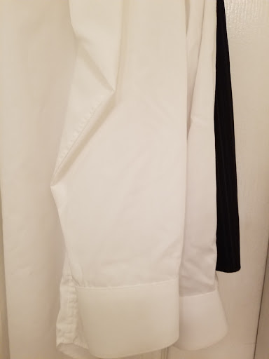 Dry Cleaner «One Low Price Dry Cleaners», reviews and photos, 13440 Biscayne Blvd, North Miami, FL 33181, USA