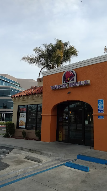 Taco Bell - 975 N Shoreline Blvd, Mountain View, CA 94043