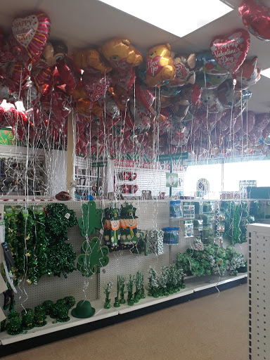 Dollar Store «Dollar Tree», reviews and photos, 1801 Alexandria Dr #124, Lexington, KY 40504, USA