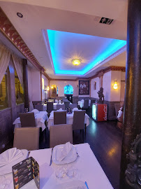Atmosphère du Restaurant Indien SURAJ Paris - n°15