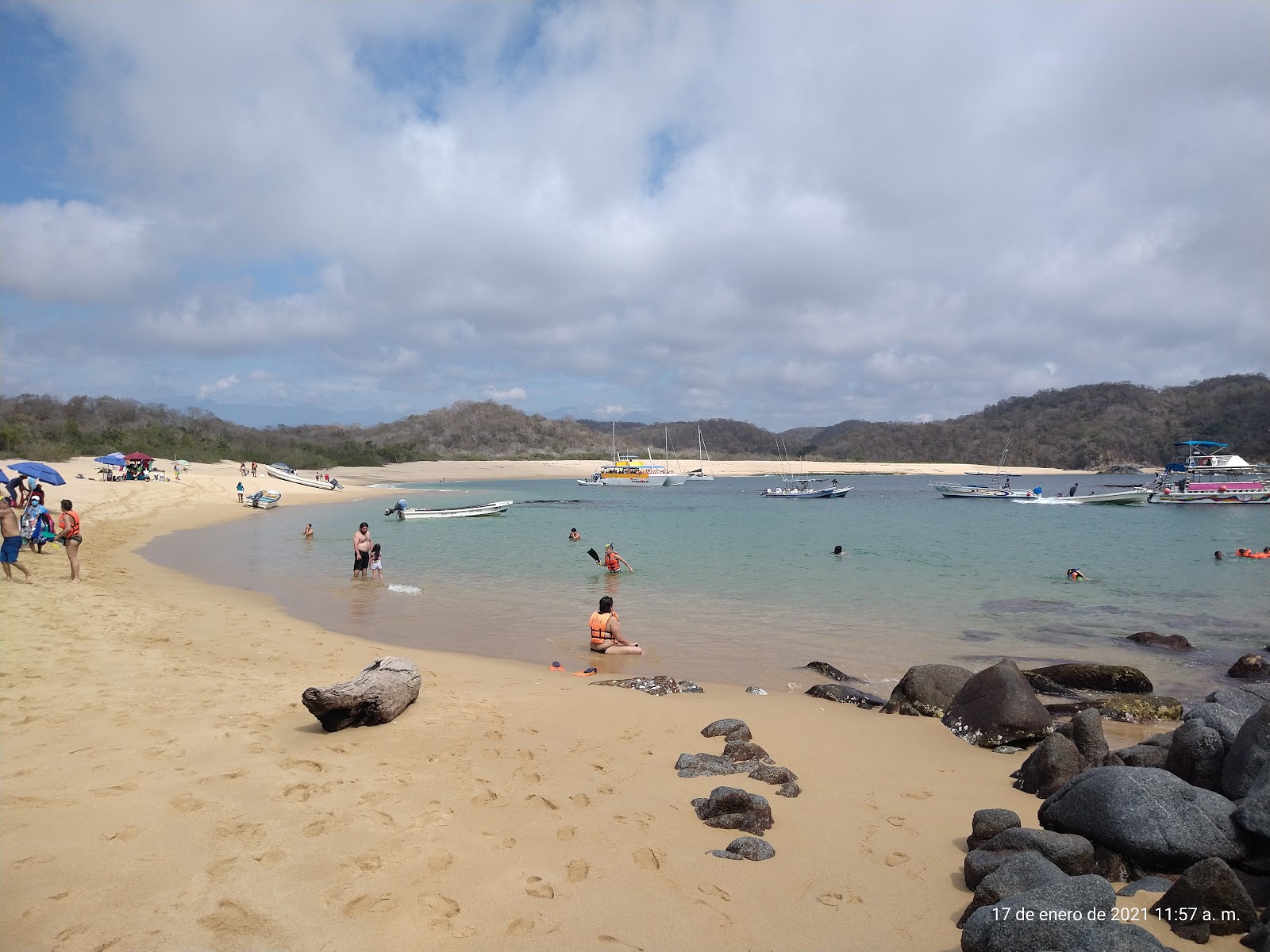 Chachacual beach的照片 便利设施区域