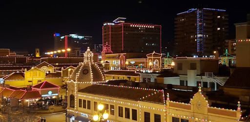 Computer Store «Apple Country Club Plaza», reviews and photos, 227 Nichols Rd, Kansas City, MO 64112, USA