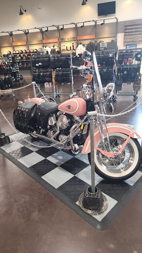 Harley-Davidson Dealer «Emerald City Harley-Davidson», reviews and photos, 5711 188th St SW, Lynnwood, WA 98037, USA