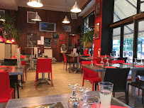 Atmosphère du Restaurant Bistrot du Boulevard à Cauterets - n°6