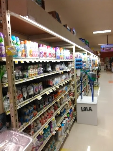 Grocery Store «The Fresh Grocer of Adams Plaza», reviews and photos, 800 W 4th St, Wilmington, DE 19801, USA