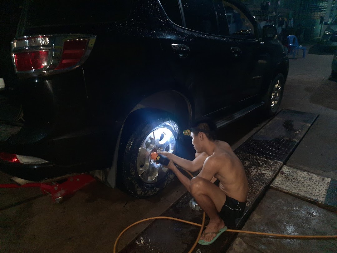 Rửa xe Vá ép Thanh Bình