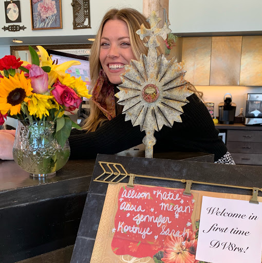 Beauty Salon «DV8 The Salon», reviews and photos, 909 S Main St, Grapevine, TX 76051, USA