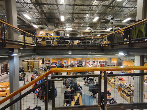 Camping Store «REI», reviews and photos, 2235 NW Allie Ave, Hillsboro, OR 97124, USA