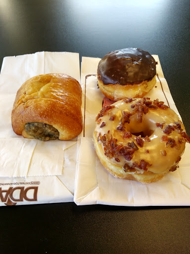 Donut Shop «Lickin Good Donuts», reviews and photos, 3915 Government Blvd, Mobile, AL 36693, USA