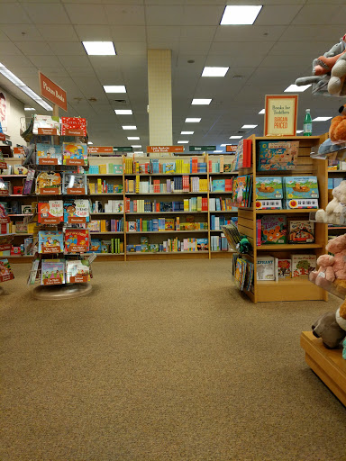 Book Store «Barnes & Noble», reviews and photos, 911 Haddonfield Rd, Cherry Hill, NJ 08002, USA