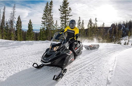 Motorsports Store «Loudermilk Tractor & Cycle Inc», reviews and photos, 7606 Center Rd, Ashtabula, OH 44004, USA