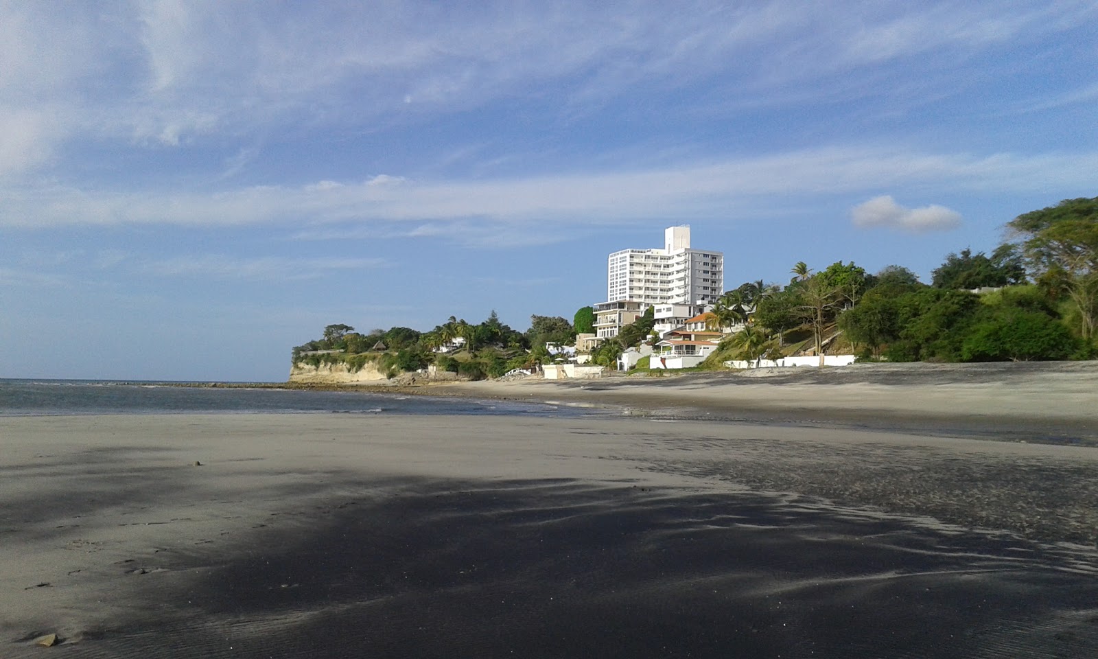 Fotografija Corona Beach z turkizna čista voda površino
