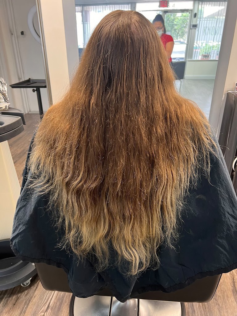 Distinct Hair Salon 33463