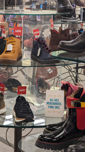 Shoe Store «Littles Shoes», reviews and photos, 5850 Forbes Ave, Pittsburgh, PA 15217, USA