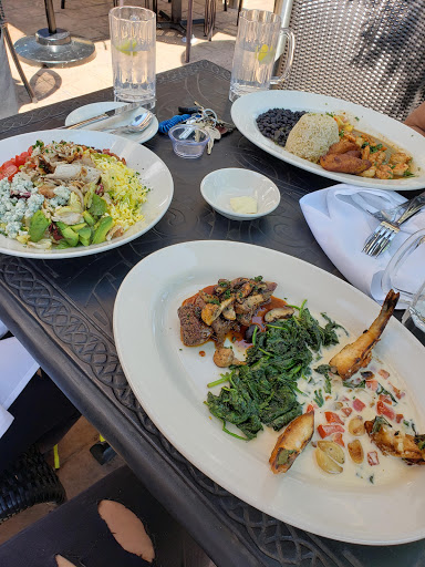 Restaurant «The Cheesecake Factory», reviews and photos, 5799 N Bayshore Dr, Glendale, WI 53217, USA