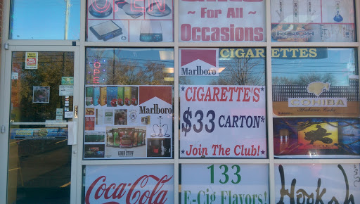 Tobacco Shop «Shorewood Tobacco & Cigar», reviews and photos, 720 Cottage St, Shorewood, IL 60404, USA