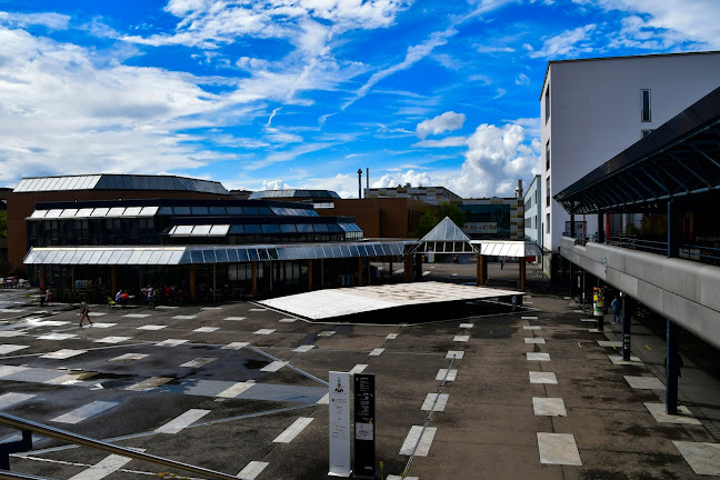 Kommentare und Rezensionen über École Polytechnique Fédérale de Lausanne