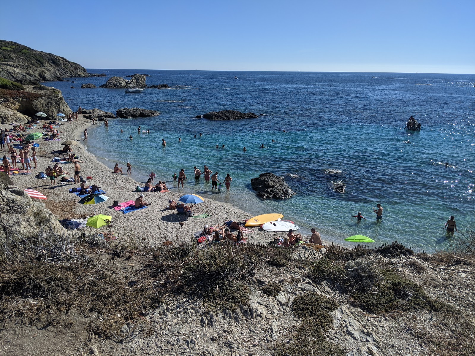 Foto av Plage des Allemands med små grå småstenar yta