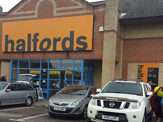 Halfords - Gosport