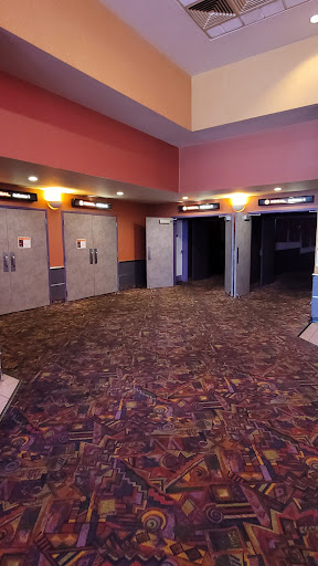 Movie Theater «Regal Cinemas Stockton Holiday 8», reviews and photos, 6262 N W Ln, Stockton, CA 95210, USA