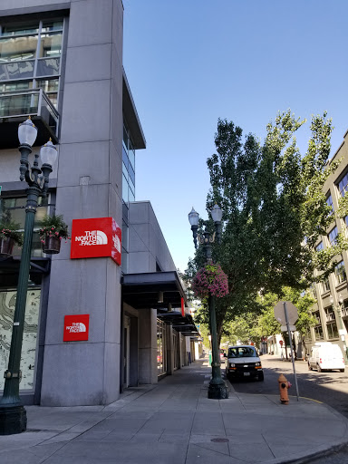 Clothing Store «The North Face», reviews and photos, 1202 NW Davis St, Portland, OR 97209, USA