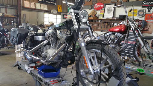 Motorcycle Shop «Howlin Custom Cycle», reviews and photos, 1604 E 9th St, Little Rock, AR 72202, USA