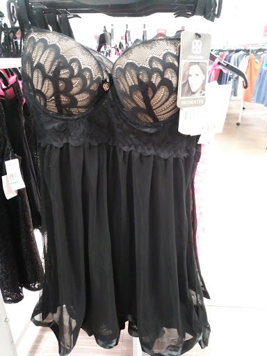 Clothing Store «Burlington Coat Factory», reviews and photos, 1055 S Main St, Manteca, CA 95337, USA