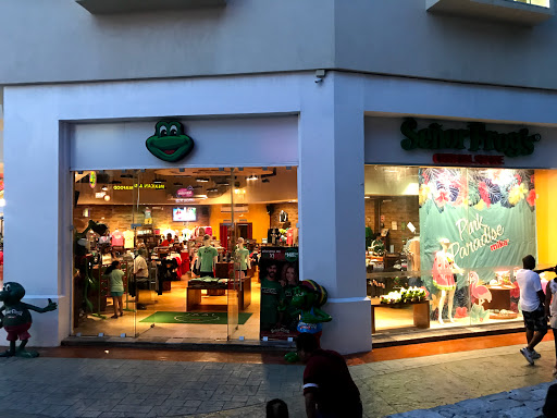 La Isla Cancun Shopping Village
