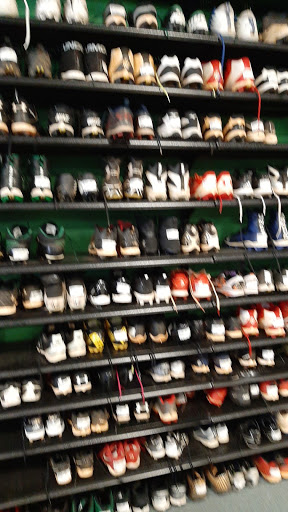 Sporting Goods Store «Play It Again Sports», reviews and photos, 35 Hudson Plaza, Fayetteville, GA 30214, USA