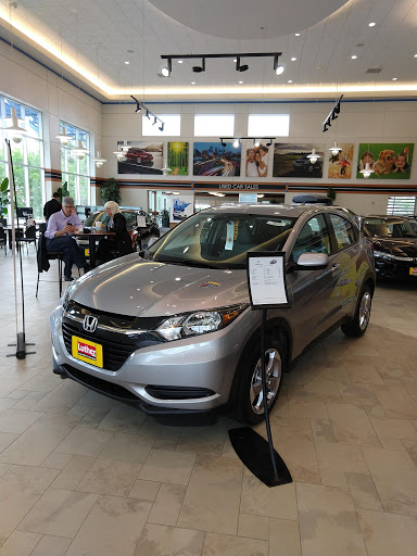 Honda Dealer «Luther Hopkins Honda», reviews and photos, 250 5th Ave S, Hopkins, MN 55343, USA