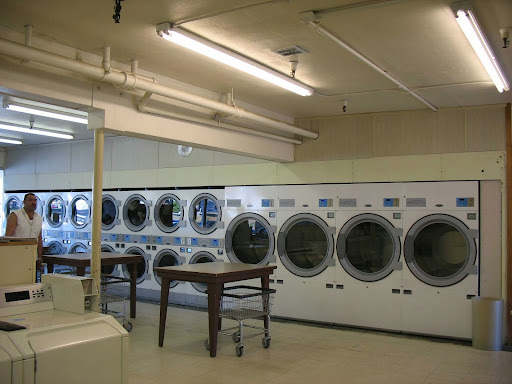 Laundromat «Old Wash House Laundromat», reviews and photos, 97900 Shopping Center Ave, Brookings, OR 97415, USA
