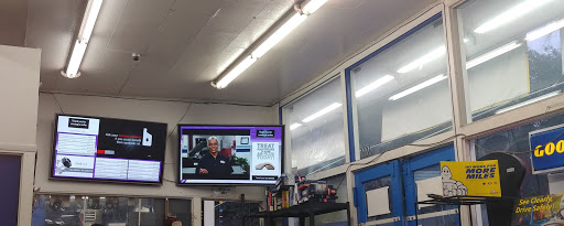 Auto Repair Shop «Express Tires & Auto Service», reviews and photos, 5000 Martin Luther King Jr Way S, Seattle, WA 98118, USA