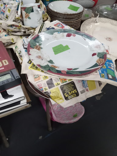 Shopping Mall «Village Square Shopping Center», reviews and photos, 2800 Recker Hwy, Winter Haven, FL 33880, USA