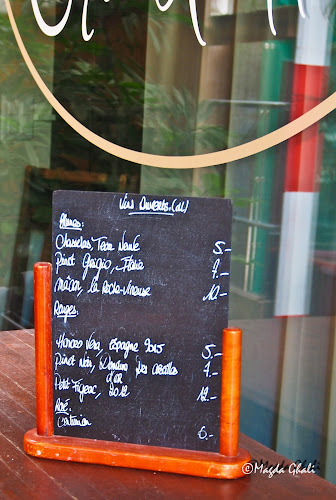 https://lebistrotdecharlotte.ch/