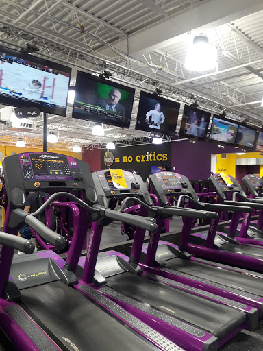 Gym «Planet Fitness», reviews and photos, 525 W Lake St, Addison, IL 60101, USA