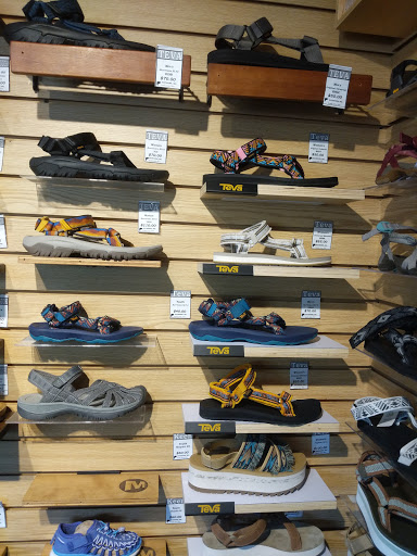 Outdoor Sports Store «Outdoors Inc», reviews and photos, 5245 Poplar Ave, Memphis, TN 38119, USA