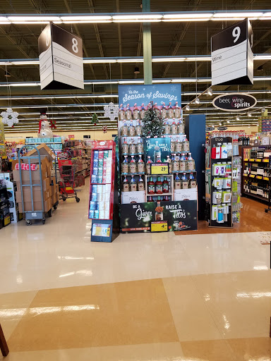 Grocery Store «Jewel-Osco», reviews and photos, 234 E Veterans Pkwy, Yorkville, IL 60560, USA