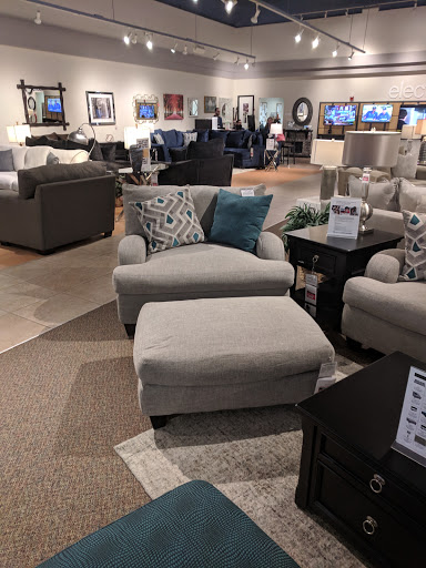 Furniture Store «Gardner-White Furniture», reviews and photos, 45300 Hayes Rd, Macomb, MI 48044, USA