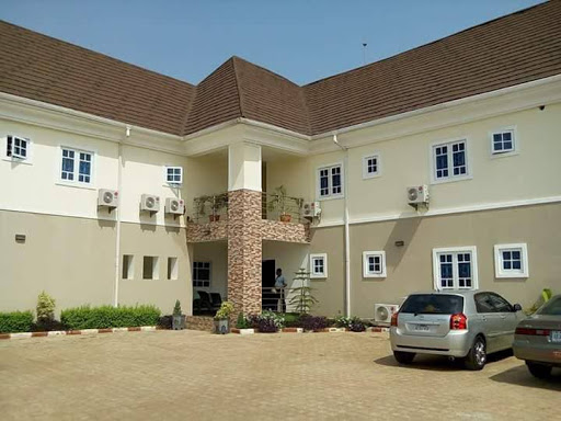 Crown Luxury Hotel, Off Federal High Court Street, Shendam Road,, Lafia, Nigeria, Elementary School, state Nasarawa