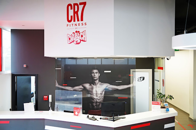CR7 Fitness By Crunch Padrão Horário de abertura