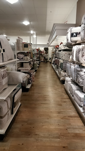 Department Store «HomeGoods», reviews and photos, 1945 W Lumsden Rd, Brandon, FL 33511, USA