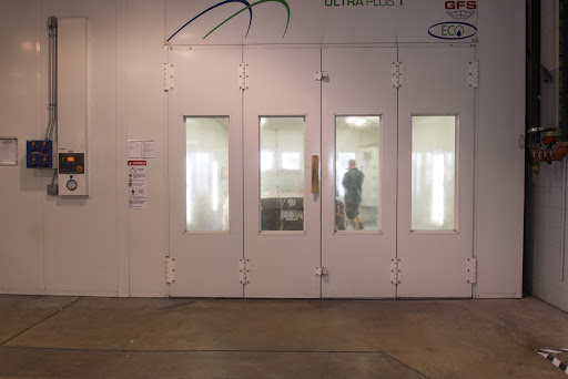 Auto Body Shop «Boucher Auto Body Repair & Paint Center - West Allis», reviews and photos, 3161 S 108th St #100, West Allis, WI 53227, USA