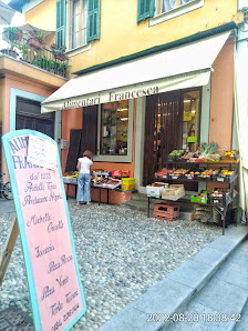 Alimentari Francesca Via S. Sebastiano, 8, 18035 Dolceacqua IM, Italia