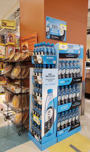 Grocery Store «The Fresh Grocer of Adams Plaza», reviews and photos, 800 W 4th St, Wilmington, DE 19801, USA