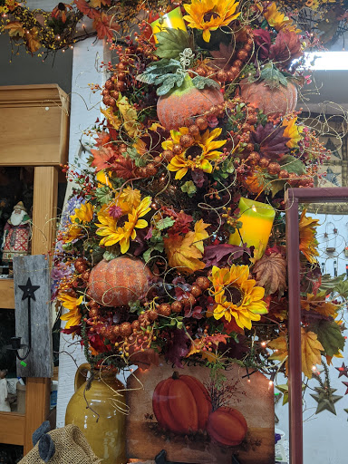 Greenhouse «Country Grapevine», reviews and photos, 510 N Hokendauqua Dr, Bath, PA 18014, USA