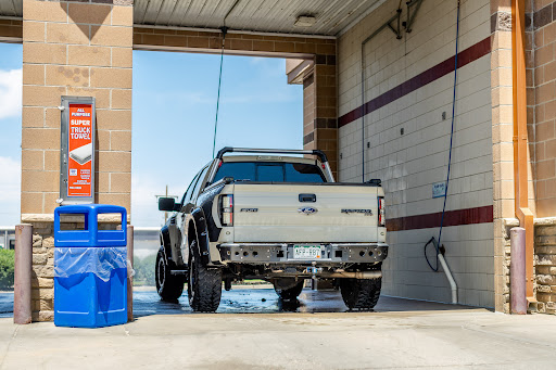 Self Service Car Wash «Lickety Splits Car Wash», reviews and photos, 124 W Bridge St, Brighton, CO 80601, USA
