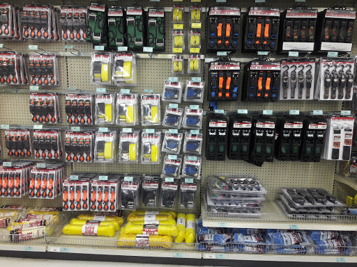 Hardware Store «Harbor Freight Tools», reviews and photos, 3050 N Josey Ln #106, Carrollton, TX 75007, USA