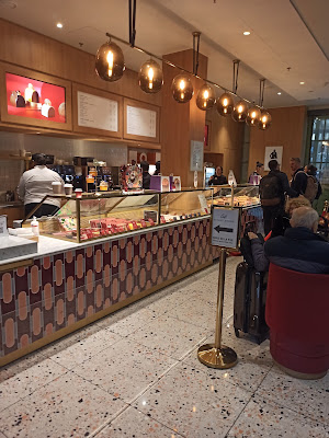 Pierre Hermé Gare de Lyon Salle des Fresques à Paris