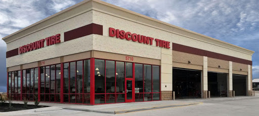 Tire Shop «Discount Tire Store - Fort Smith, AR», reviews and photos, 5710 Rogers Ave, Fort Smith, AR 72903, USA